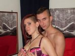 Livecam von SquirtyBella+HornyJohn